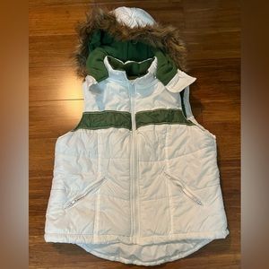 NWOT Seventy Seven Girls Fleece Vest with Detachable Hood Size M